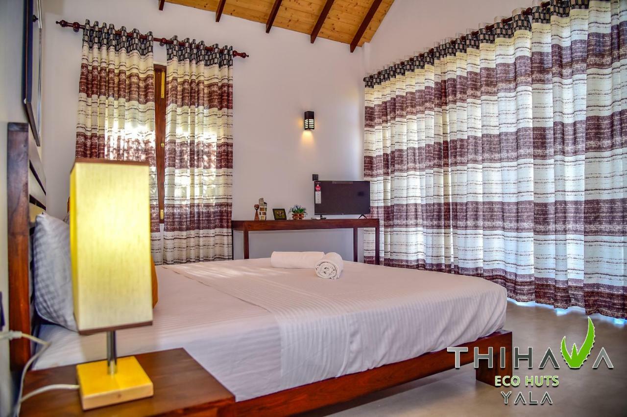 Thihawa Eco Huts Yala Bed & Breakfast Тисамахарама Екстериор снимка