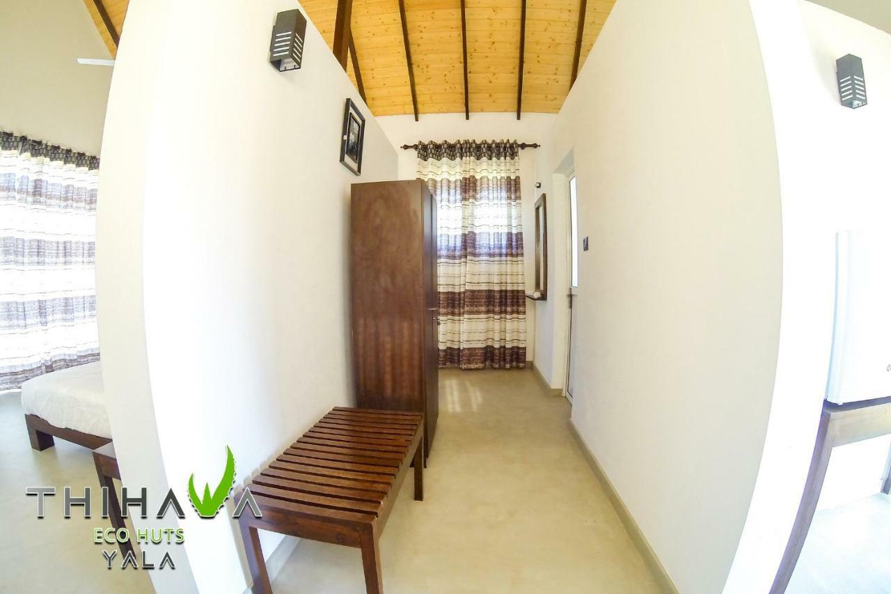 Thihawa Eco Huts Yala Bed & Breakfast Тисамахарама Екстериор снимка